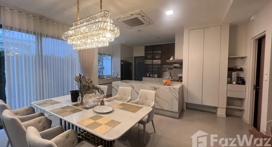 For sale and for rent 5 bedrooms house in Bang Phli, Samut Prakan