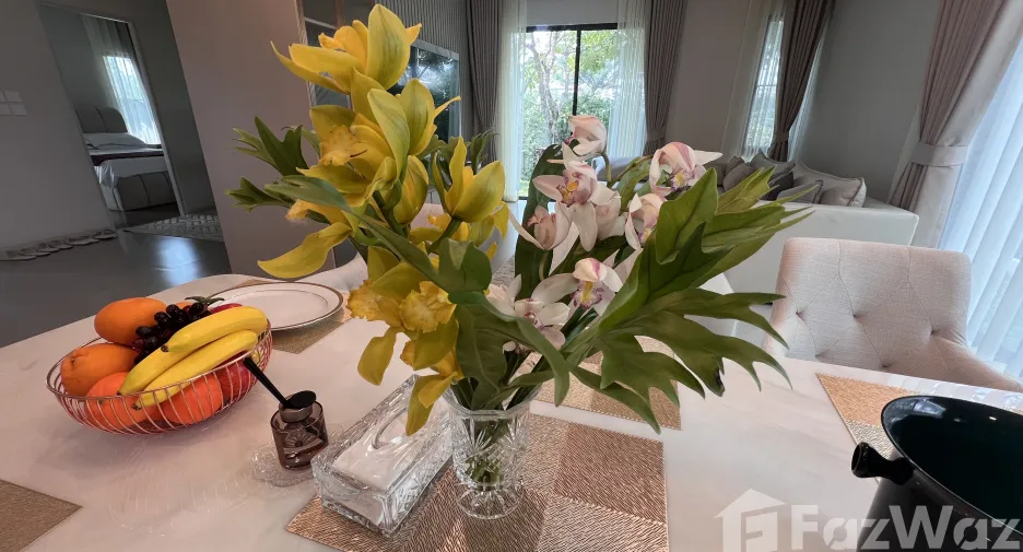 For sale and for rent 5 bedrooms house in Bang Phli, Samut Prakan