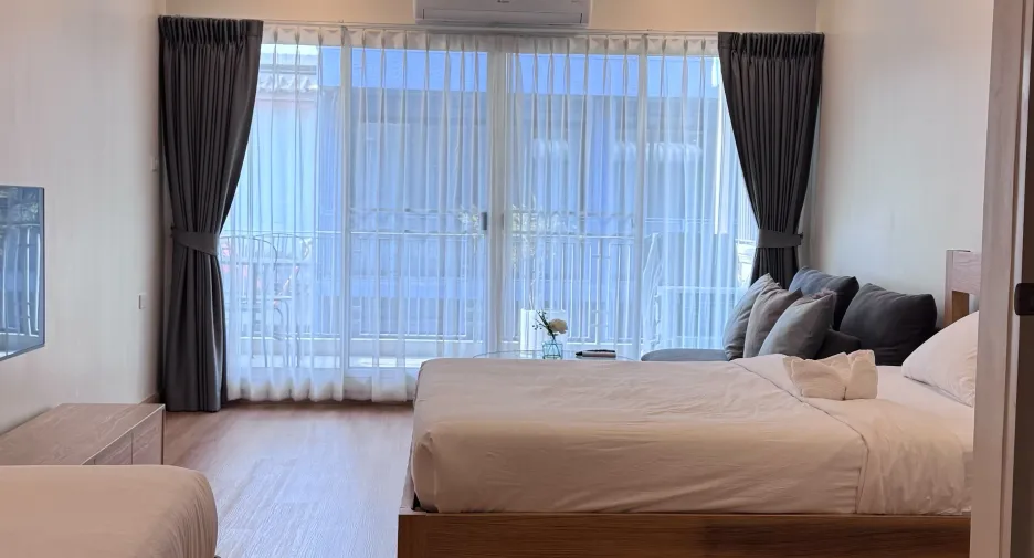 Gewerbefläche zum Kauf mit 2 Zimmer in Phra Khanong, Bangkok