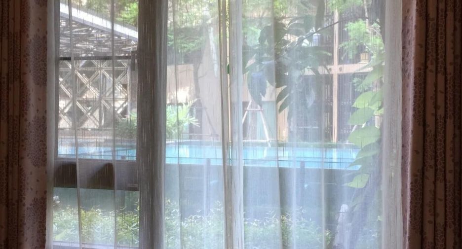 For sale 1 bed condo in Yan Nawa, Bangkok