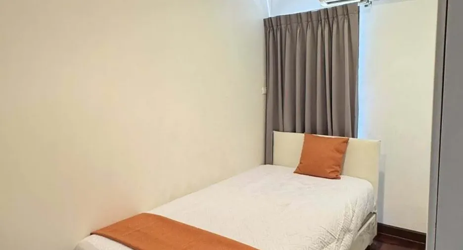 For sale and for rent 3 bedrooms condo in Watthana, Bangkok