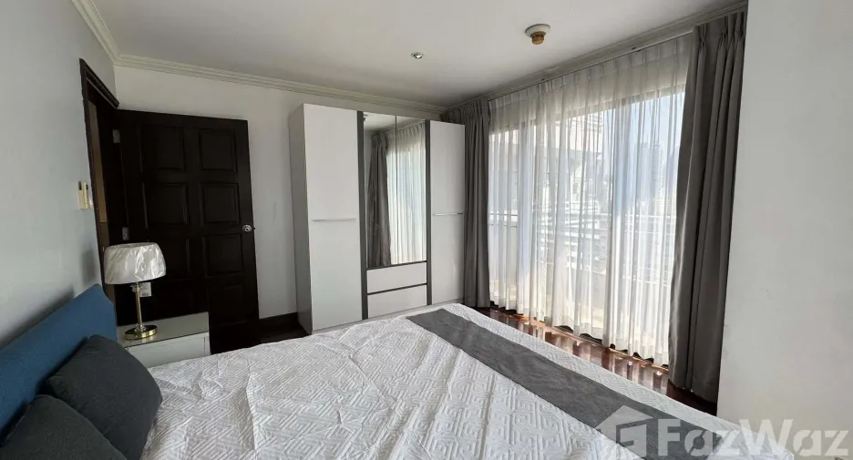 For sale and for rent 3 bedrooms condo in Watthana, Bangkok