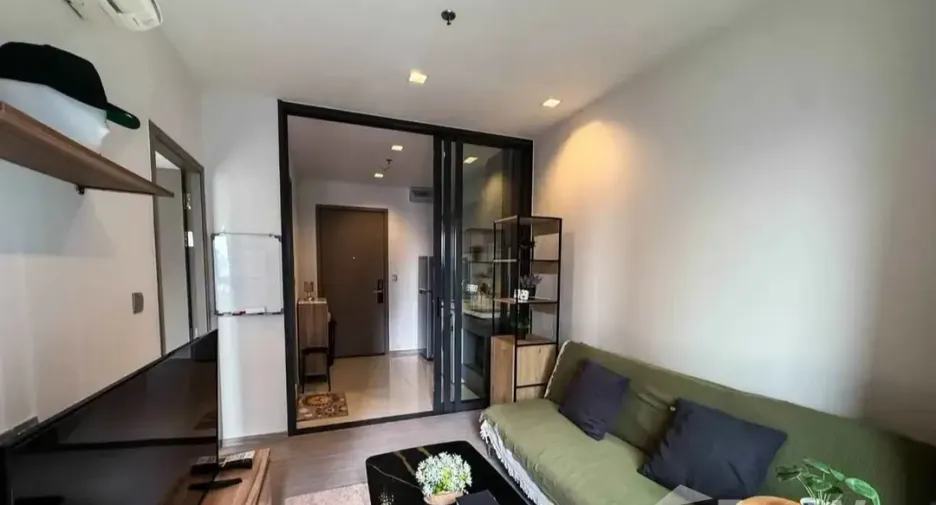 For rent 1 bed condo in Huai Khwang, Bangkok