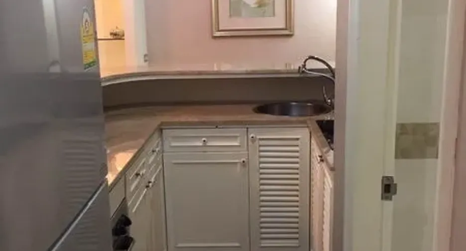 For sale 2 bedrooms condo in Watthana, Bangkok