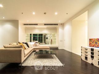 For rent 5 bedrooms condo in Bang Kho Laem, Bangkok