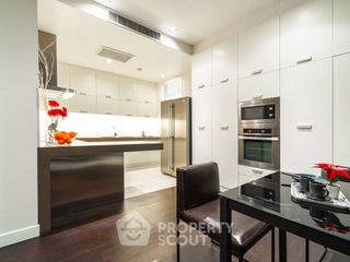 For rent 5 bedrooms condo in Bang Kho Laem, Bangkok