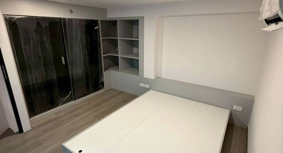 For sale 1 bed condo in Khlong Toei, Bangkok