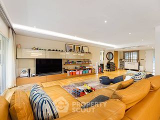 出售 4 卧室 公寓 在 Khlong Toei, 曼谷