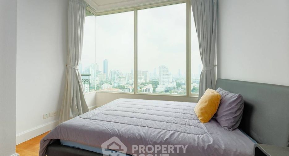 For rent and for sale 2 bedrooms condo in Watthana, Bangkok