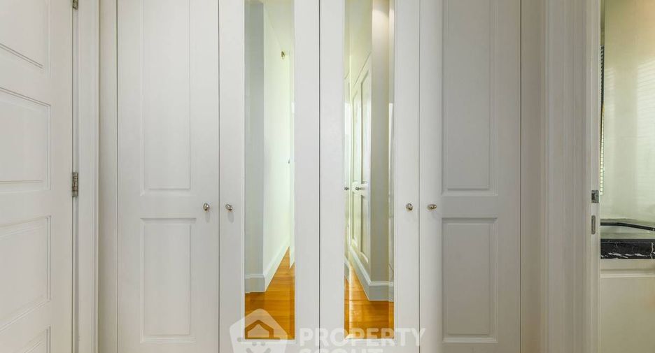 For rent and for sale 2 bedrooms condo in Watthana, Bangkok