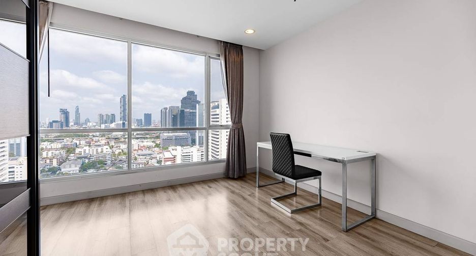 For sale 3 bedrooms condo in Sathon, Bangkok