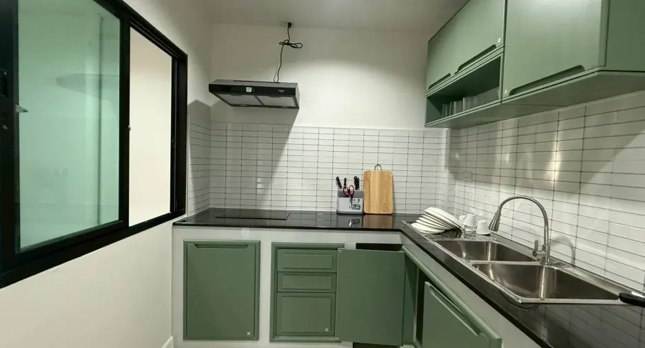 For rent 3 bedrooms townhouse in Cha Am, Phetchaburi