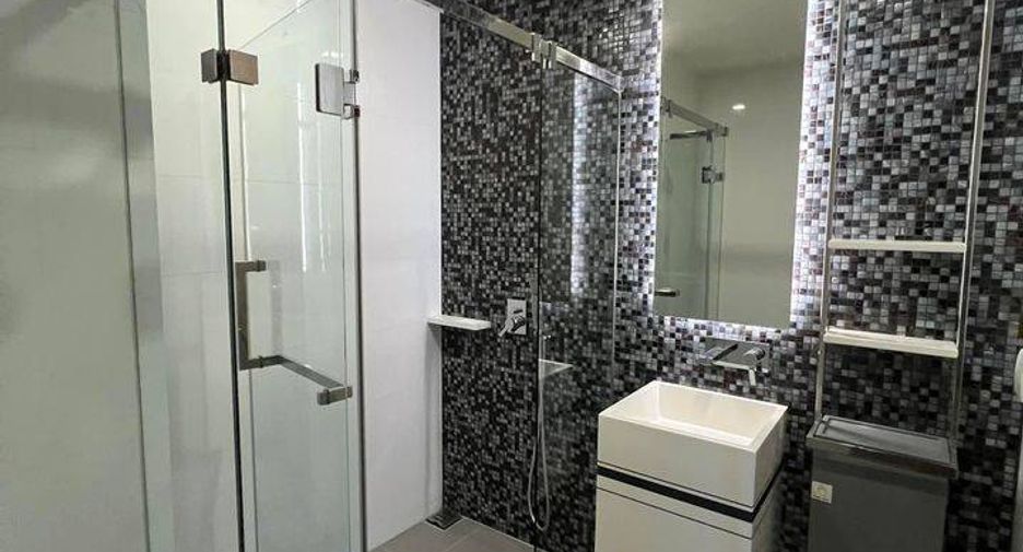 For sale 1 bed condo in Bang Rak, Bangkok