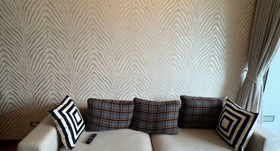 For rent 1 bed condo in Watthana, Bangkok