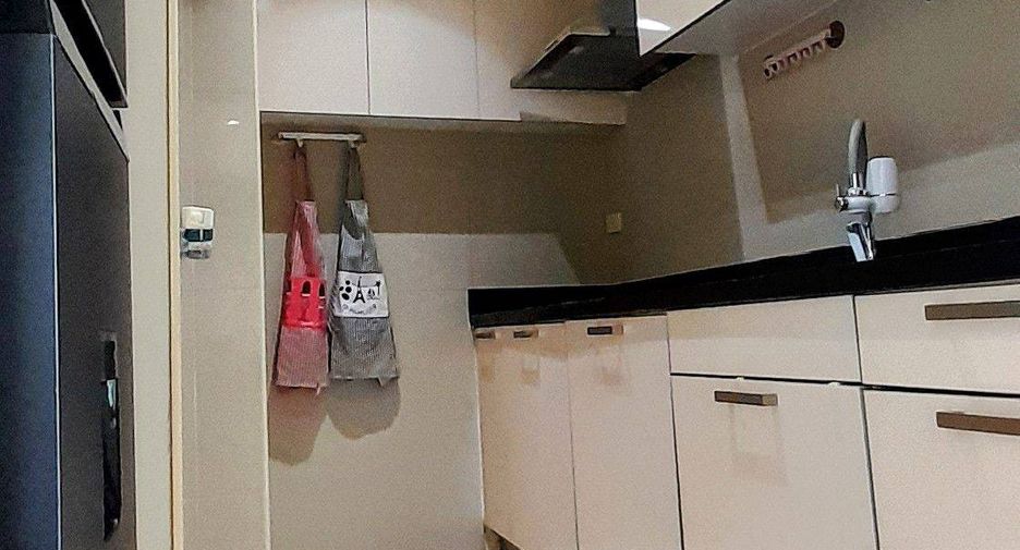 For sale 1 bed condo in Pathum Wan, Bangkok