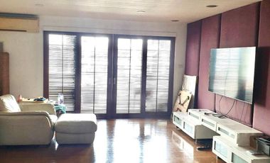 For rent 4 bedrooms condo in Watthana, Bangkok