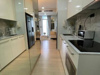 For sale 3 bedrooms condo in Khlong Toei, Bangkok