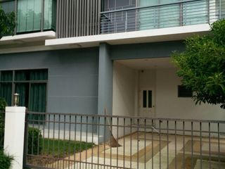 ให้เช่า 4 ห้องนอน บ้านเดี่ยว ใน ลาดกระบัง, กรุงเทพฯ