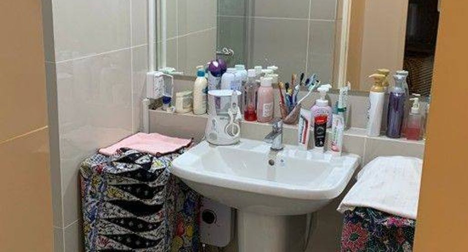 For sale 2 bedrooms condo in Bang Kapi, Bangkok