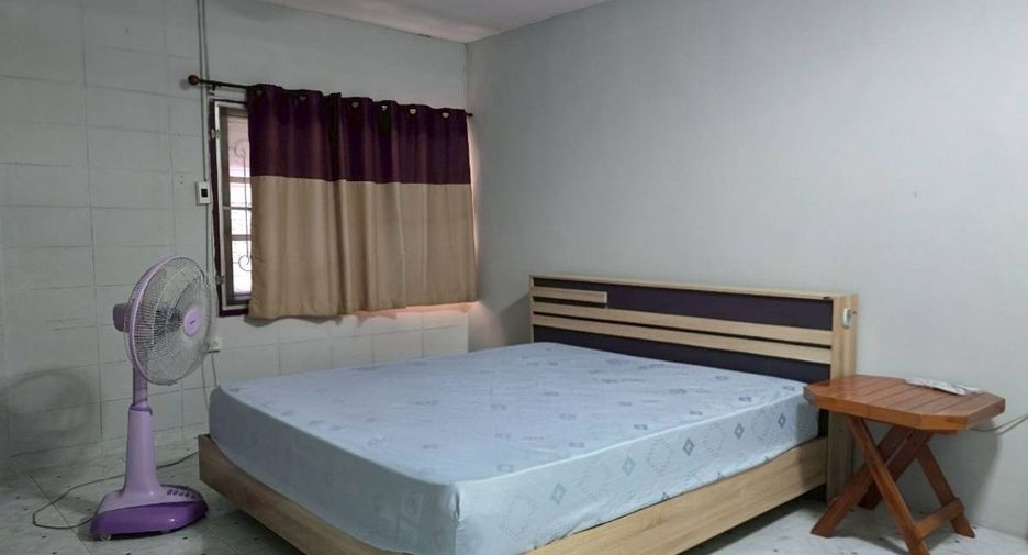 À vendre 2 chambres maison à Saphan Sung, Bangkok