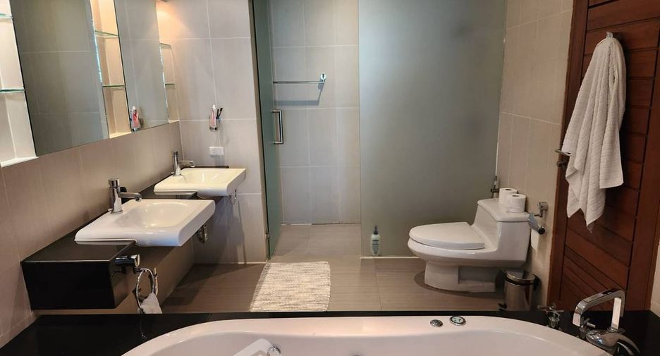 For rent 3 bedrooms condo in Thalang, Phuket