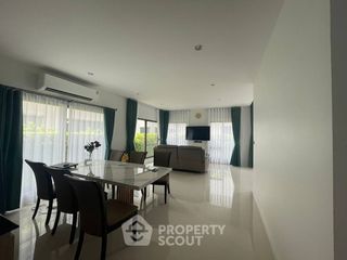 For sale 4 bedrooms house in Bang Kapi, Bangkok