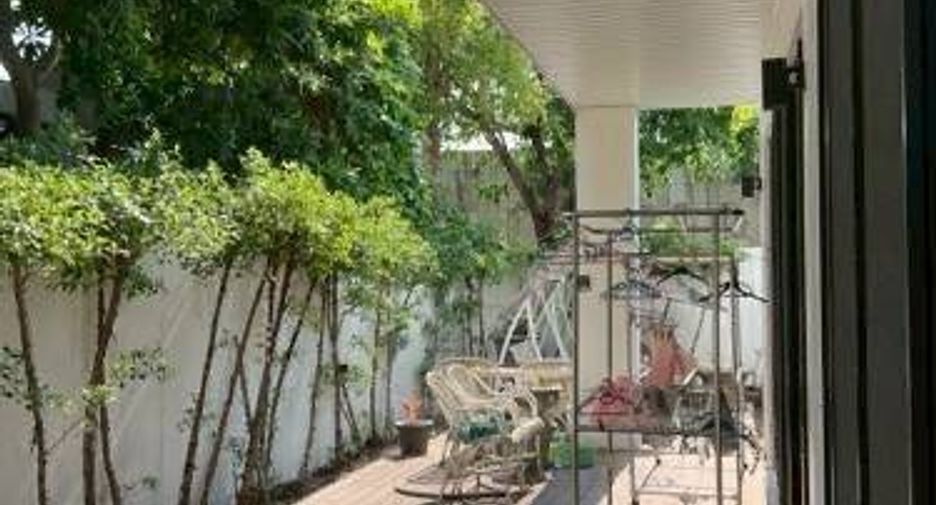 Haus zur Miete mit 4 Zimmer in Suan Luang, Bangkok