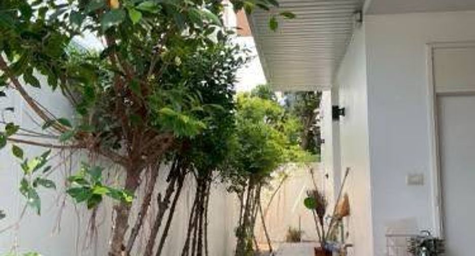 Haus zur Miete mit 4 Zimmer in Suan Luang, Bangkok