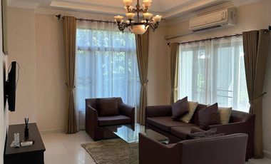 For rent 5 bedrooms house in Mueang Nonthaburi, Nonthaburi