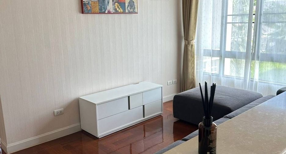 For rent 5 bedrooms house in Mueang Nonthaburi, Nonthaburi