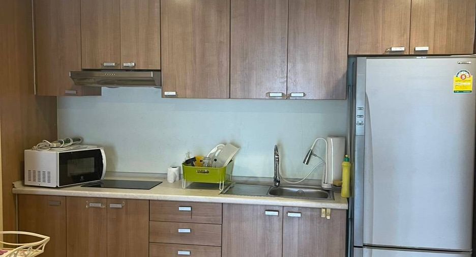 Wohnung zur Miete und zum Kauf mit 1 Zimmer in Phaya Thai, Bangkok