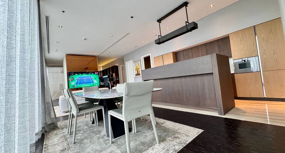 Wohnung zum Kauf mit 4 Zimmer in Sathon, Bangkok