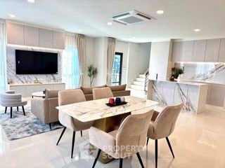 For rent and for sale 4 bedrooms house in Bang Phli, Samut Prakan