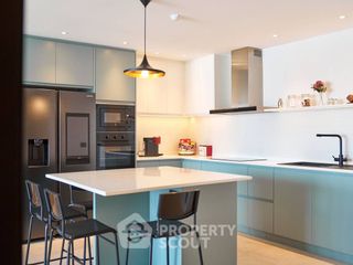 Wohnung zur Miete und zum Kauf mit 3 Zimmer in Watthana, Bangkok