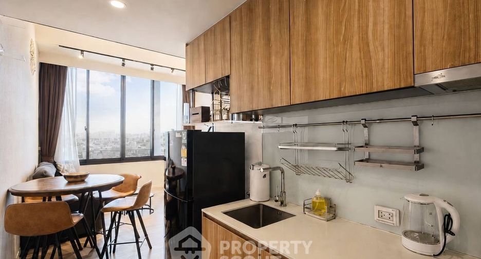 For sale 1 bed condo in Phra Khanong, Bangkok