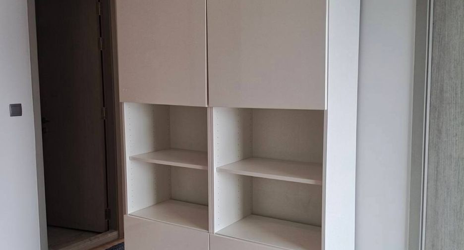 For rent and for sale 2 bedrooms condo in Watthana, Bangkok
