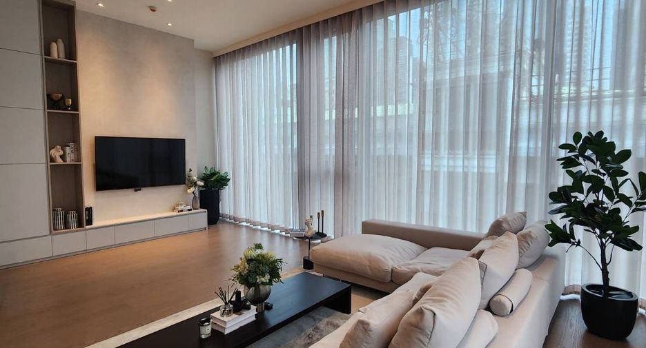 À louer et à vendre 2 chambres condo à Pathum Wan, Bangkok