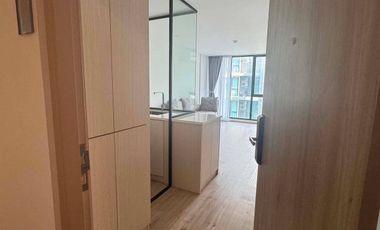 Condo en alquiler de 1 habitaciones en Phra Khanong, Bangkok