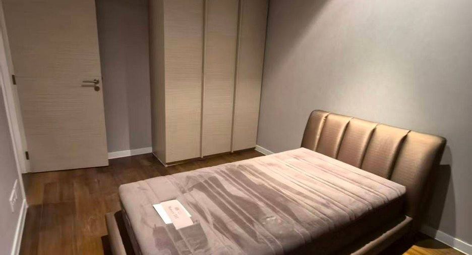 For sale 2 bedrooms condo in Yan Nawa, Bangkok