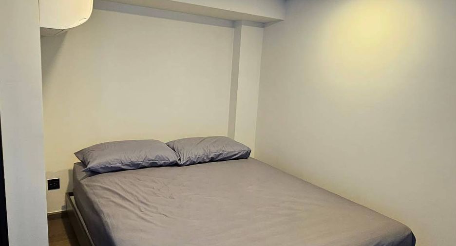 À vendre 2 chambres condo à Bang Rak, Bangkok