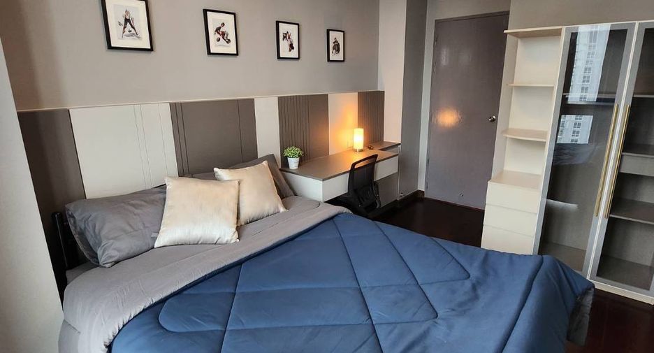 For sale 2 bedrooms condo in Khlong San, Bangkok