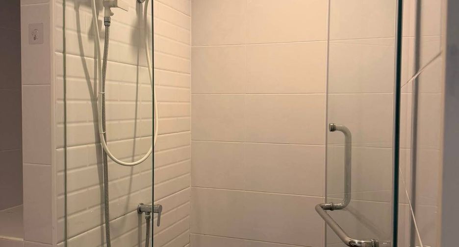 For rent 1 bed condo in Thon Buri, Bangkok