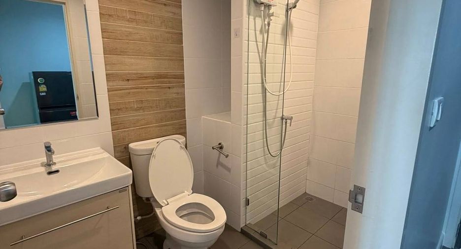 For rent 1 bed condo in Thon Buri, Bangkok