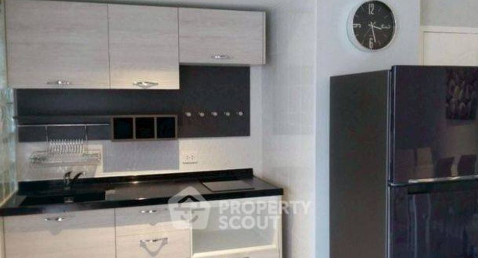 For rent そして for sale 2 ベッドルーム condo in Watthana, Bangkok