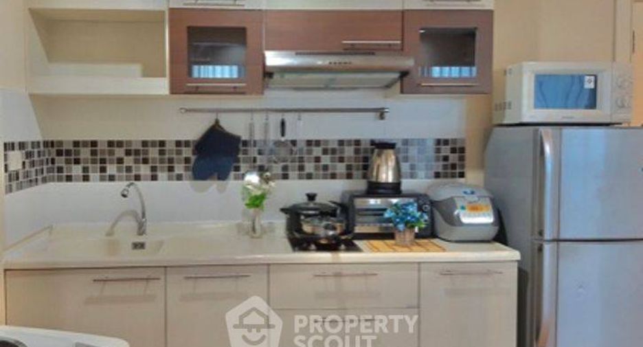For rent 2 bedrooms condo in Si Racha, Chonburi