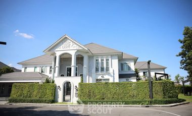 Casa en alquiler y en venta de 5 habitaciones en Lat Krabang, Bangkok