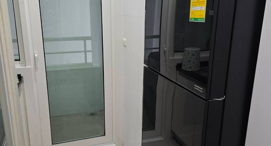 For sale 1 bed condo in Khlong Toei, Bangkok