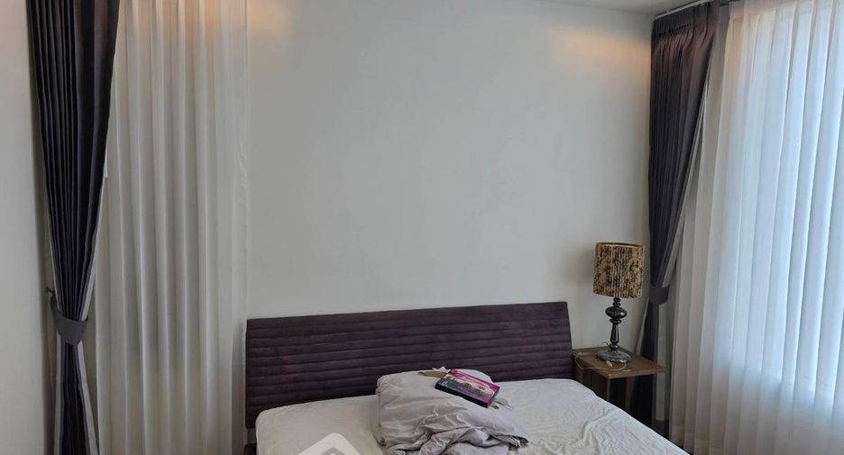 For sale 1 bed condo in Khlong Toei, Bangkok