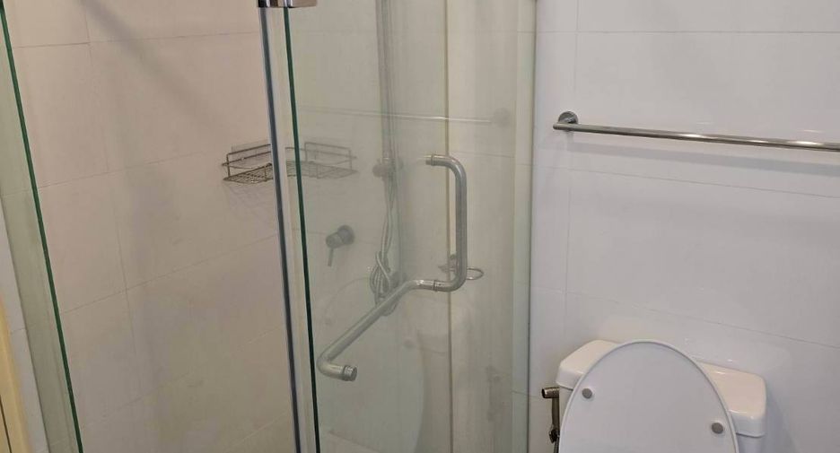 For sale 1 bed condo in Khlong Toei, Bangkok