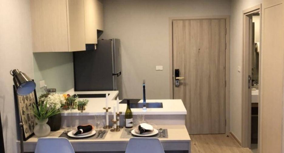 For sale 1 bed condo in Phra Khanong, Bangkok